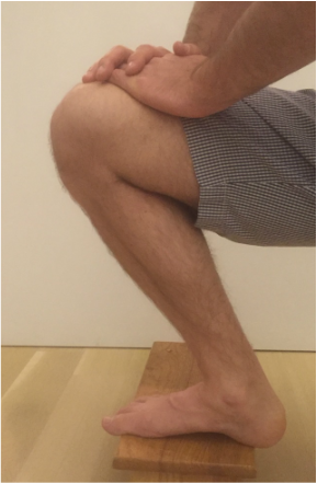 deeper knee flexion stretch using stepstool